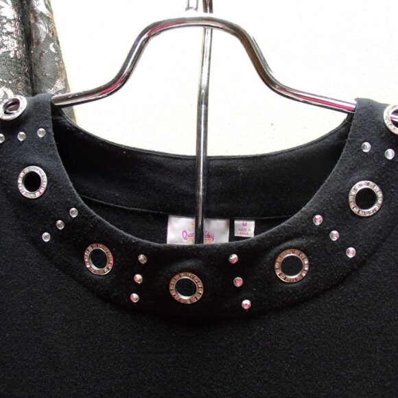 Quacker Factory Black Nautical Rhinestone Embellished Top Sz M - Picture 6 of 6